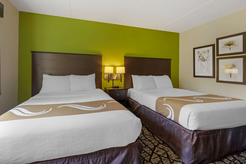 Standard, 2 Queen Beds