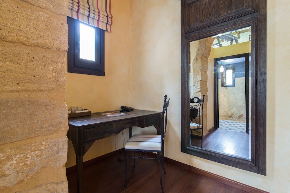 La Casona de Calderon Gastronomic And Boutique Hotel 36/50