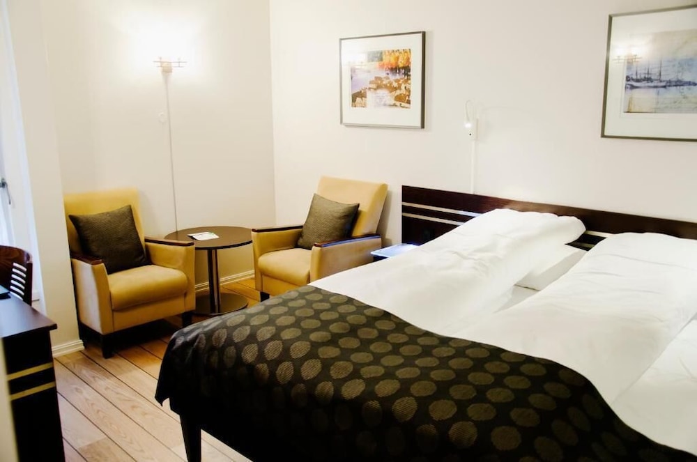 Havly Hotell 24/49