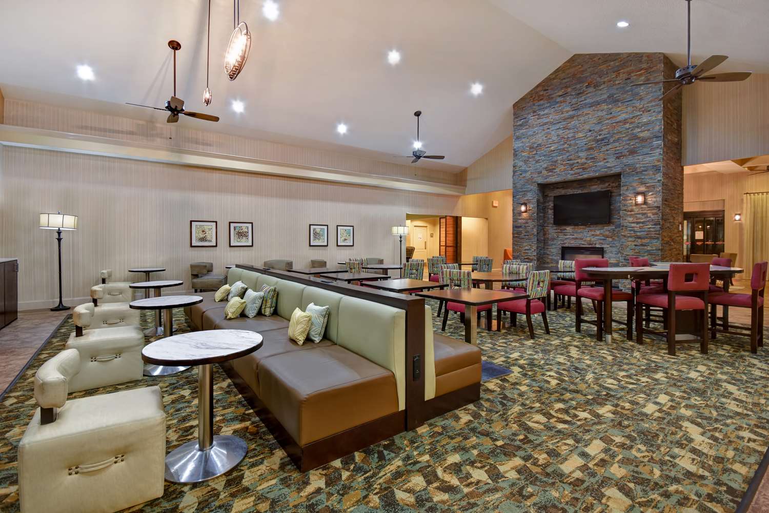 restaurant cafeteria