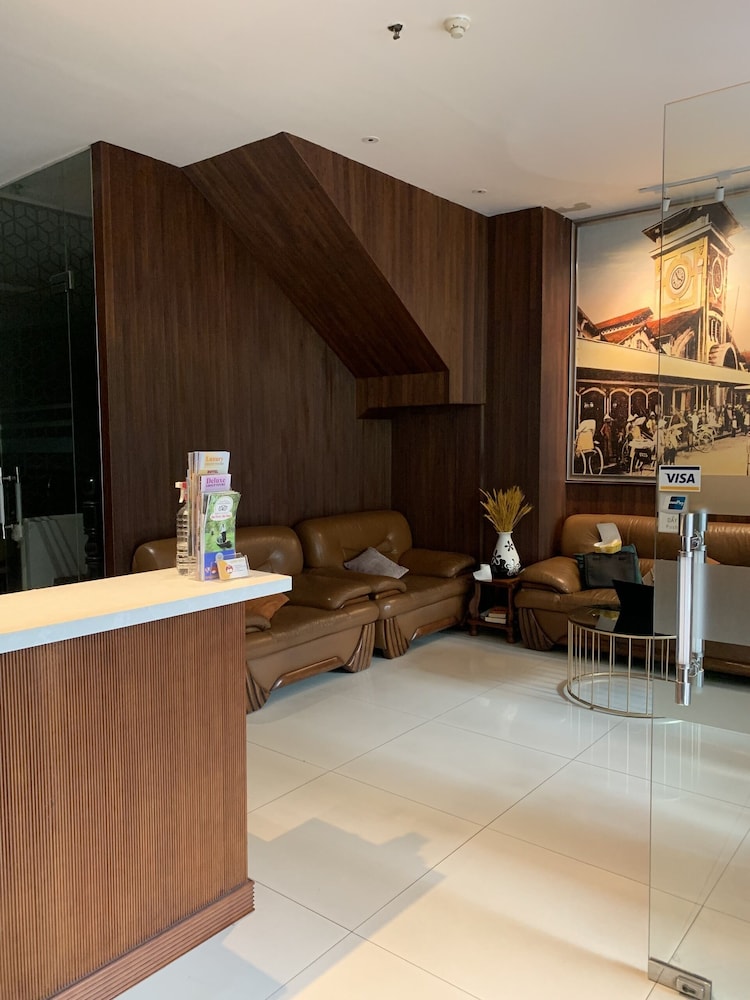 Cherry Boutique Hotel 7/50