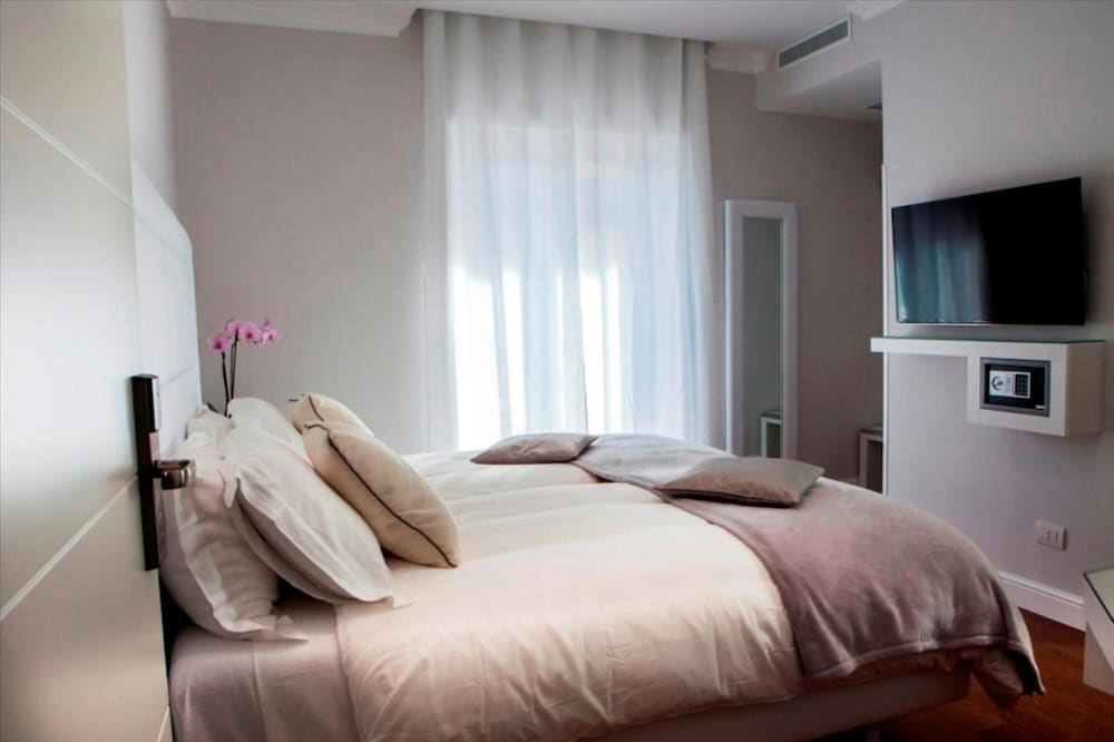 Bougainvillea Relais 14/50