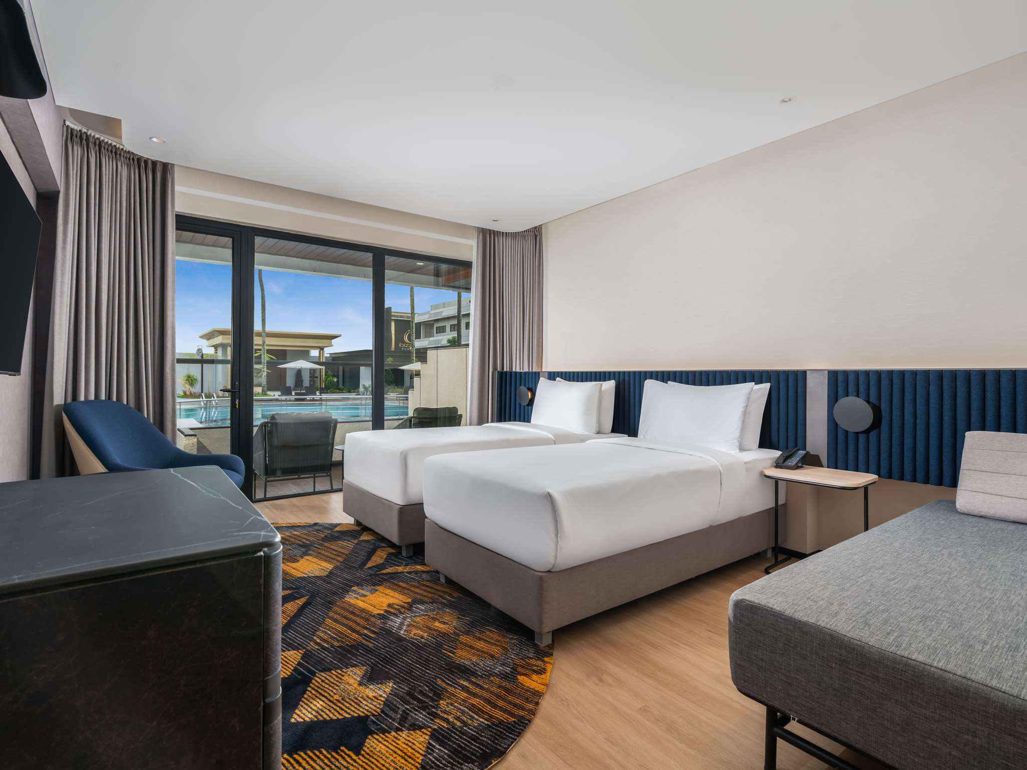Superior, Twin Beds, Terrace, Pool Access