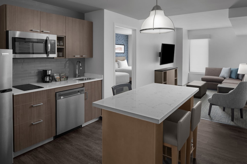 Hyatt House Raleigh Downtown / Seaboard Station 24/36