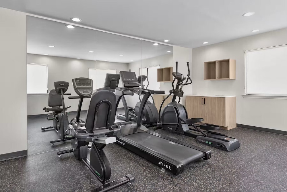 Hawthorn Extended Stay by Wyndham Irving DFW North 44/69