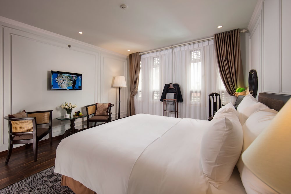 Hong Ngoc Dynastie Hotel 18/74