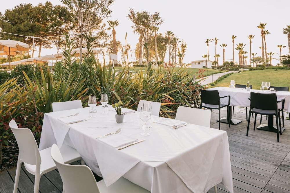 Mangia's Himera Resort 40/51