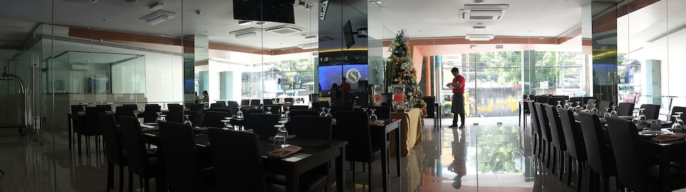 Southpole Central Hotel 24/31
