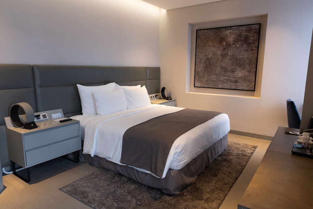 M Hotel Saigon 25/70