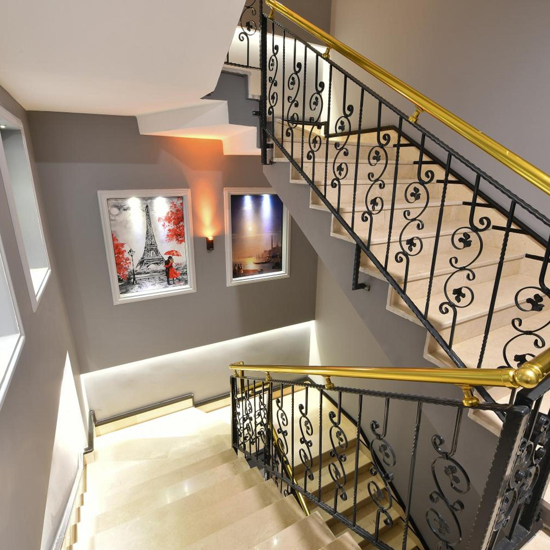 D'Lux Boutique Hotel 11/34
