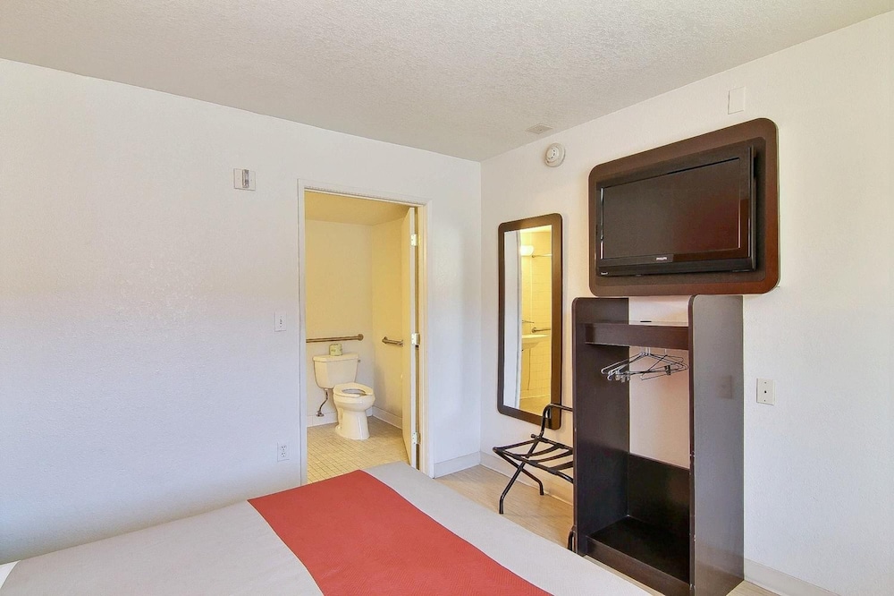 Motel6 Goleta, CA - Santa Barbara 39/57