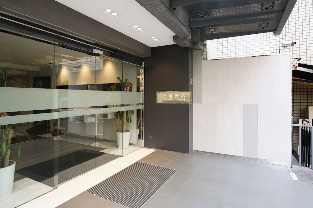 Dandy Hotel Tianmu Branch 11/73