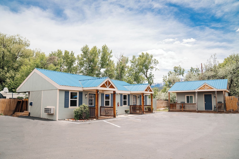 Salida Inn & Monarch Suites 3/78
