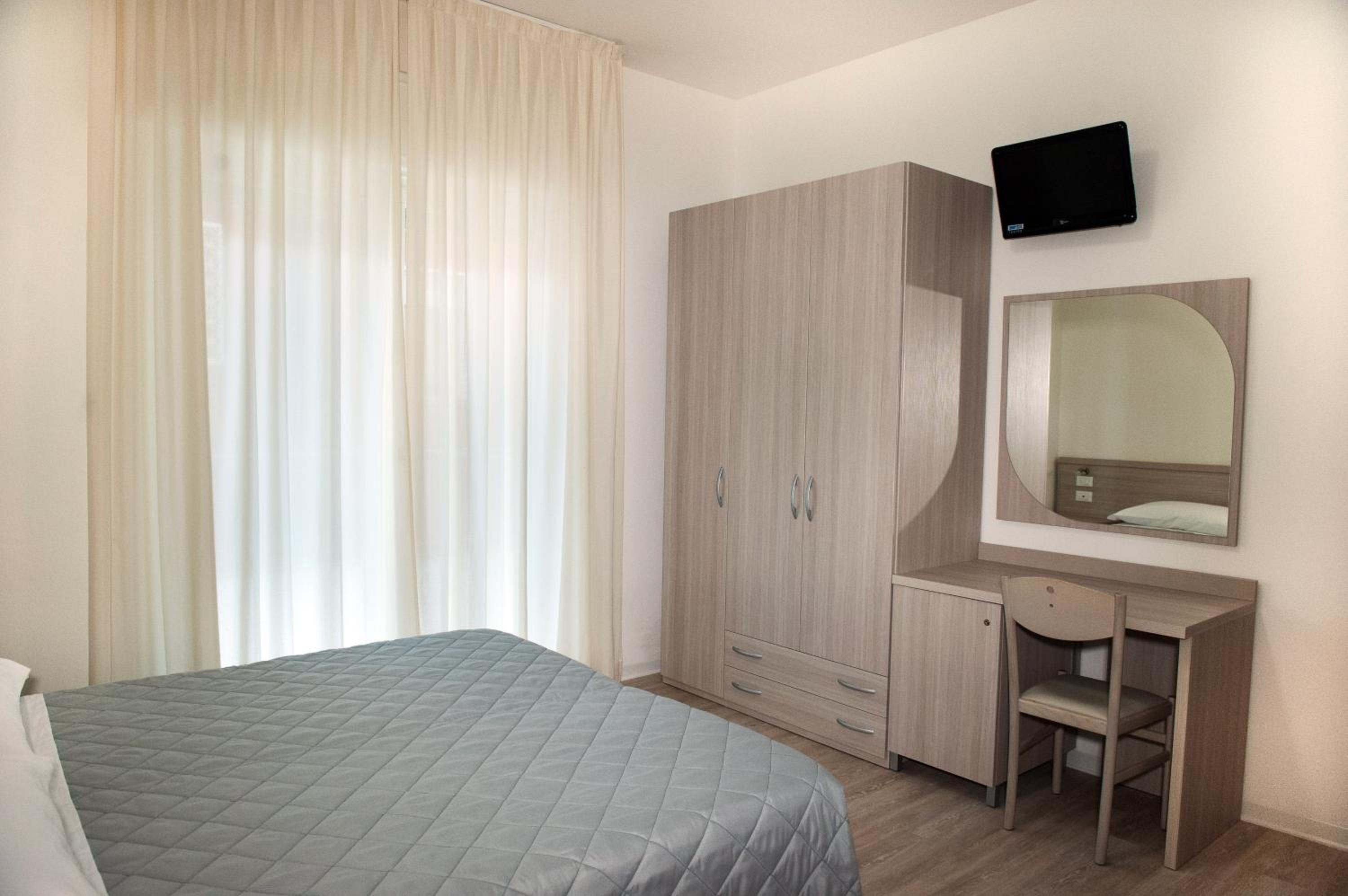 Anny Hotel 16/53