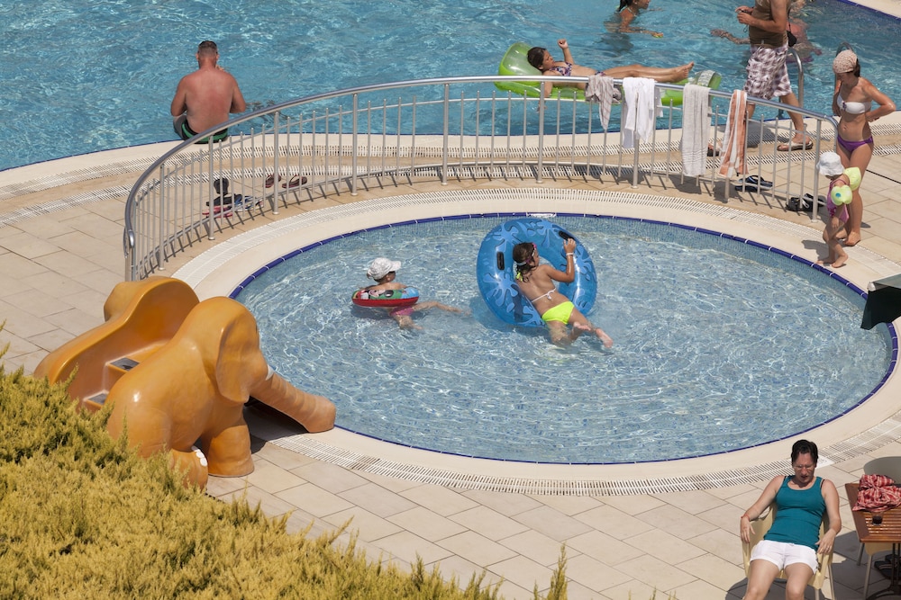 Side Story Resort & Spa 43/53