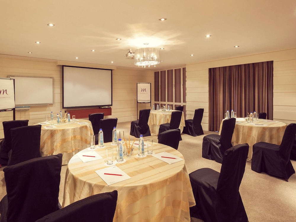 Grand Mercure Bangalore An Accor Hotels Brand 40/49