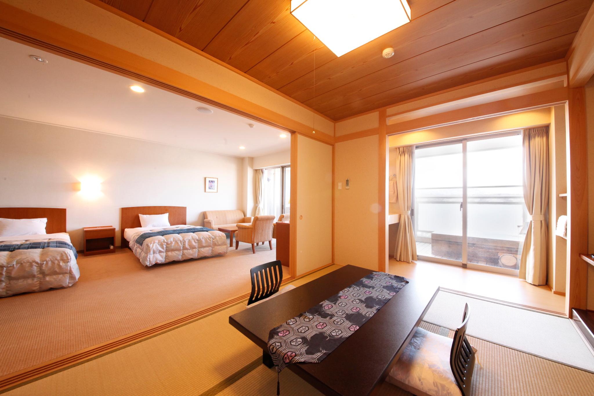 Japanese Western, Outdoor Bath