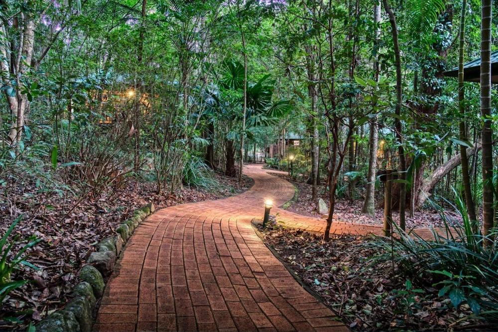 NARROWS ESCAPE RAINFOREST RETREAT 39/50