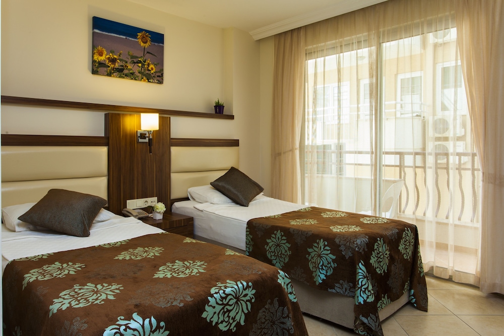 Oba Time Hotel 8/33