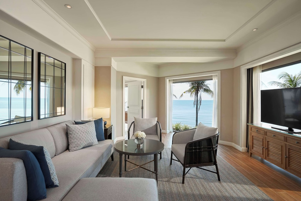 Dusit Thani Hua Hin 66/94