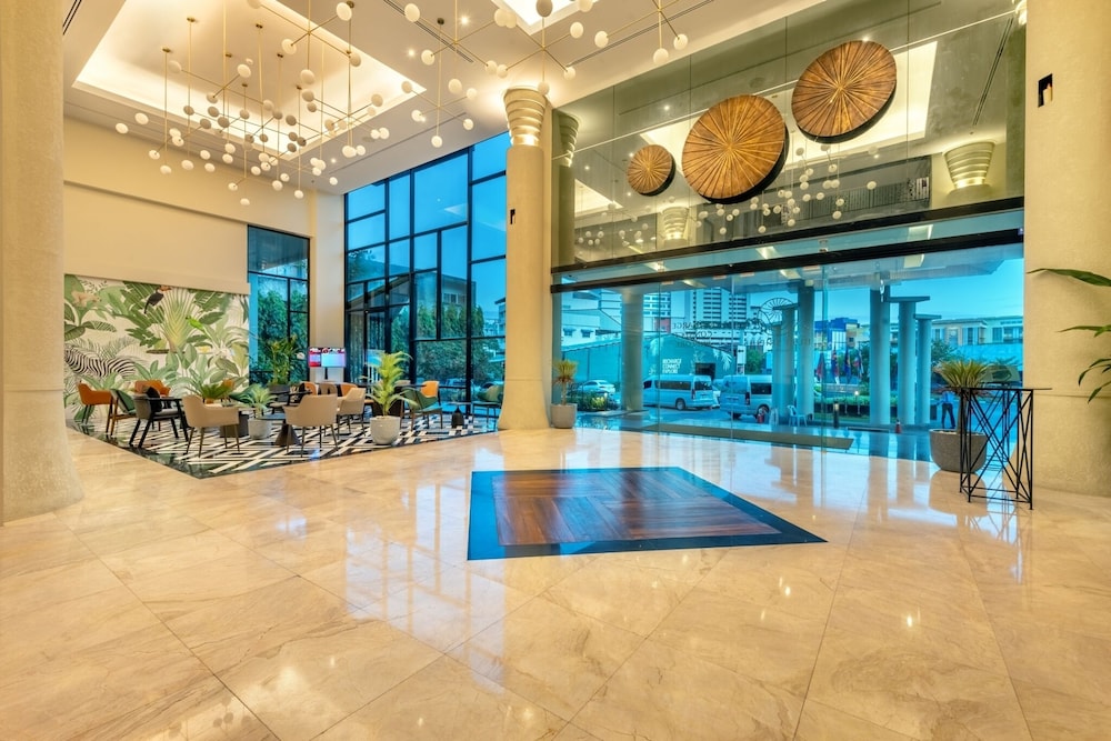 Lobby at Buri Sriphu Hotel, HAT YAI