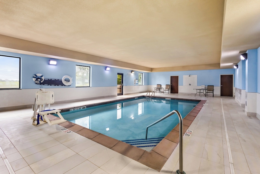 swimming pool spa
