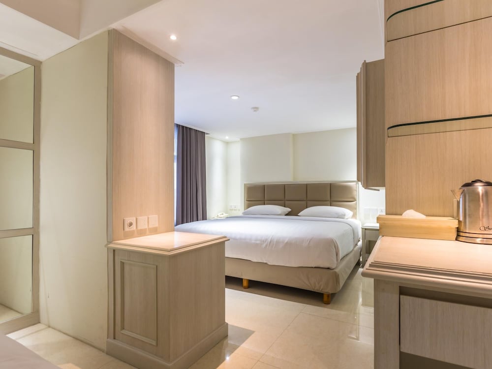 Alron Hotel Kuta Powered by Archipelago 25/67