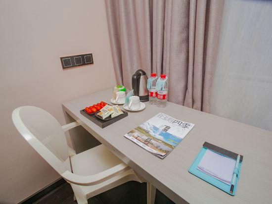 Xana Lite Hotel (Chengdu Shuangliu Airport Haibincheng) 21/24