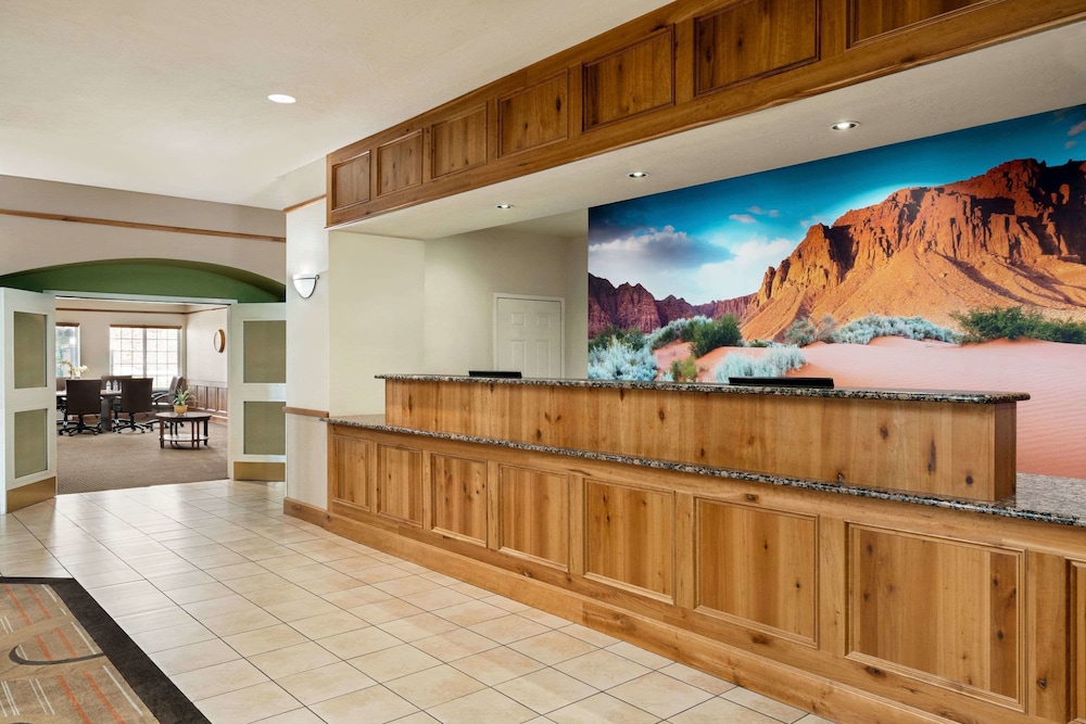 La Quinta Inn & Suites by Wyndham St. George 7/69