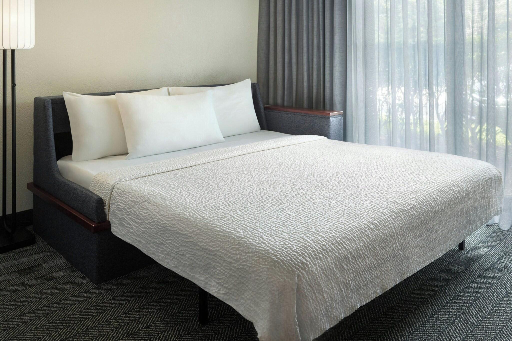 Room, King Bed
