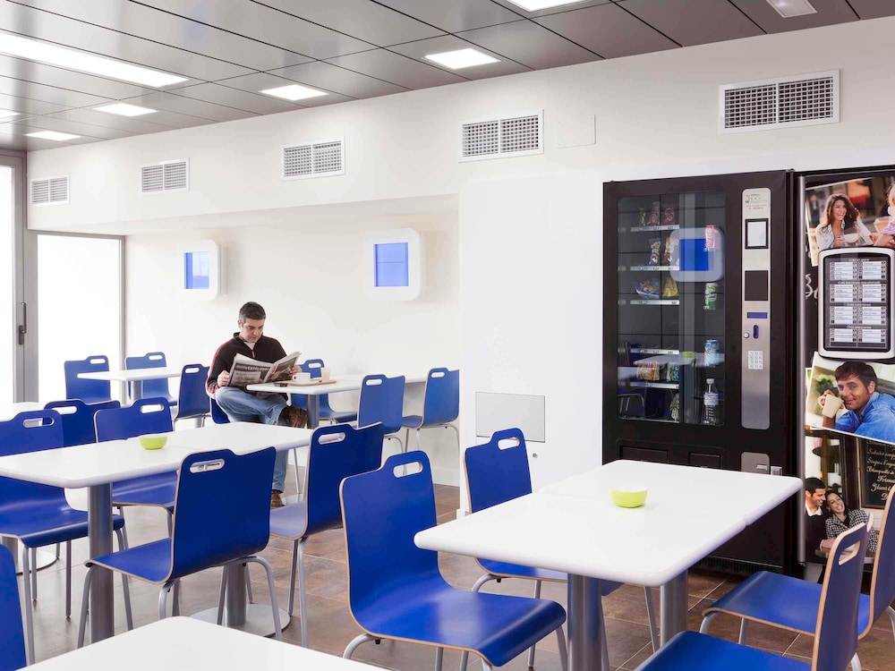 ibis budget Madrid Vallecas 36/49