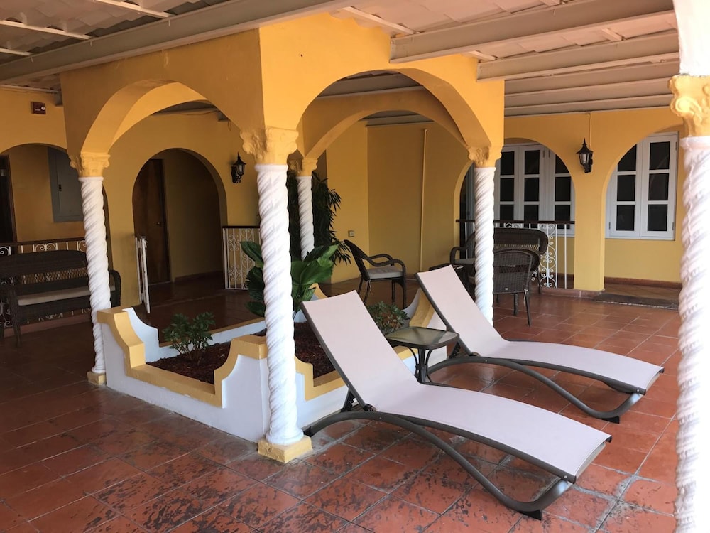 Hotel Villa del Sol 12/30