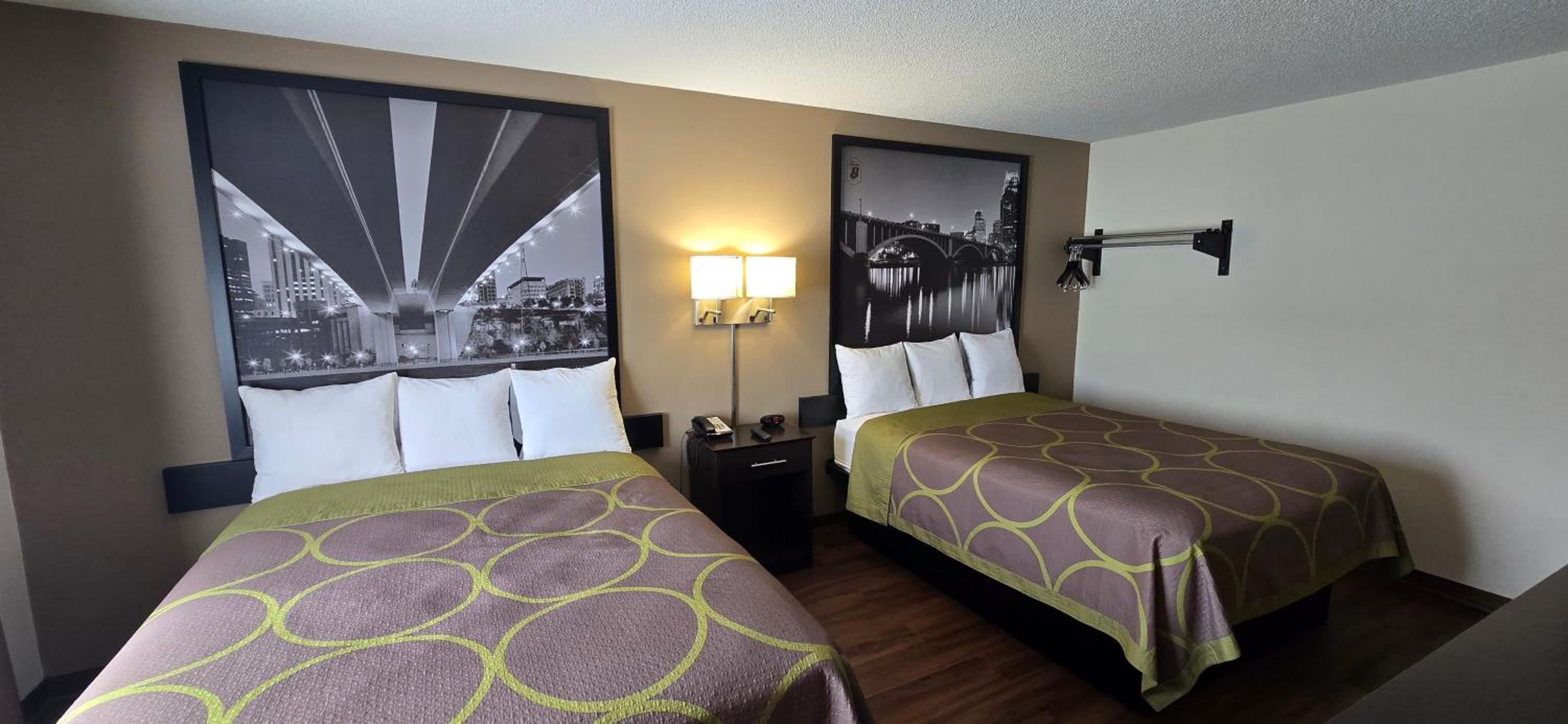 جناح بسرير كوين، Super 8 By Wyndham Rogers Minnesota 9/10