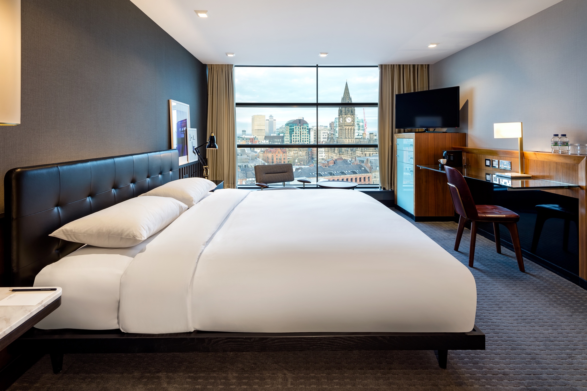 Collection, Premium, City View
