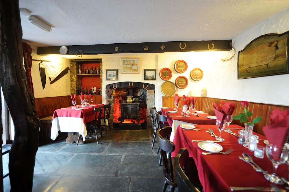The West Country Inn 34/61