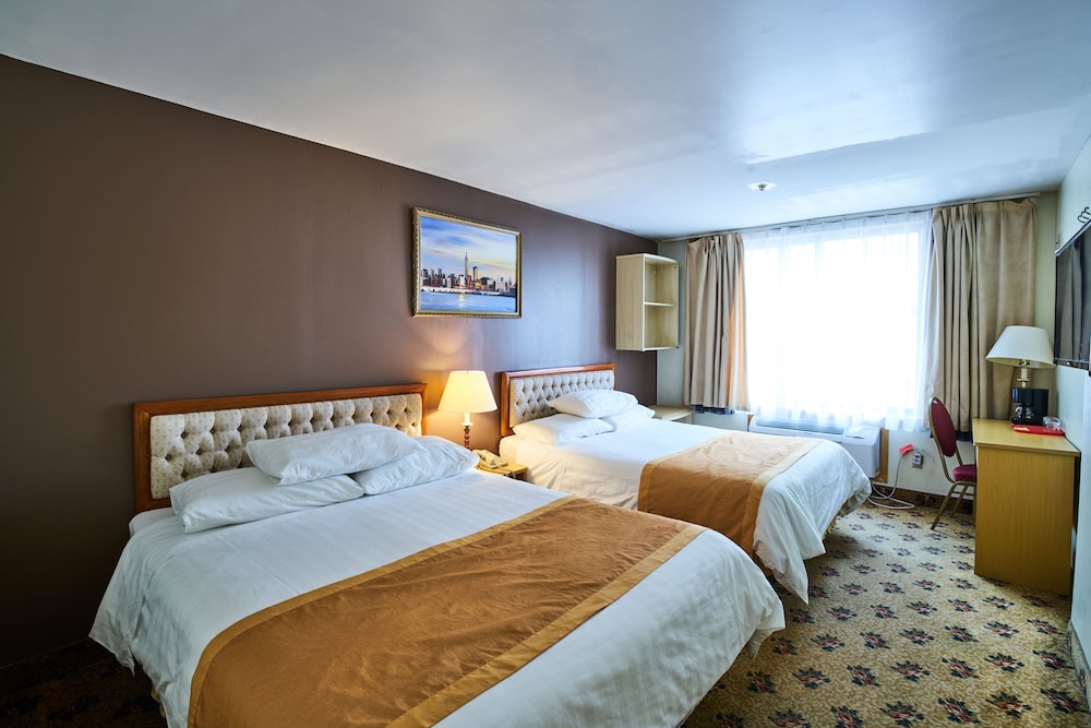 Flushing Hotel 20/60