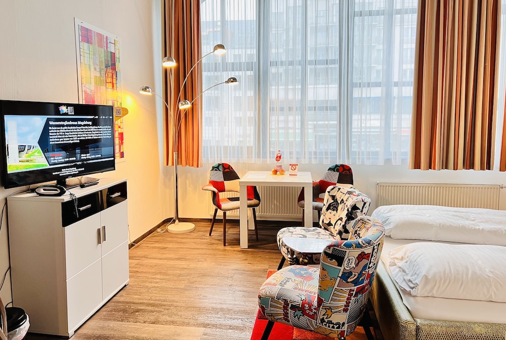 ArtHotel Magdeburg 35/50