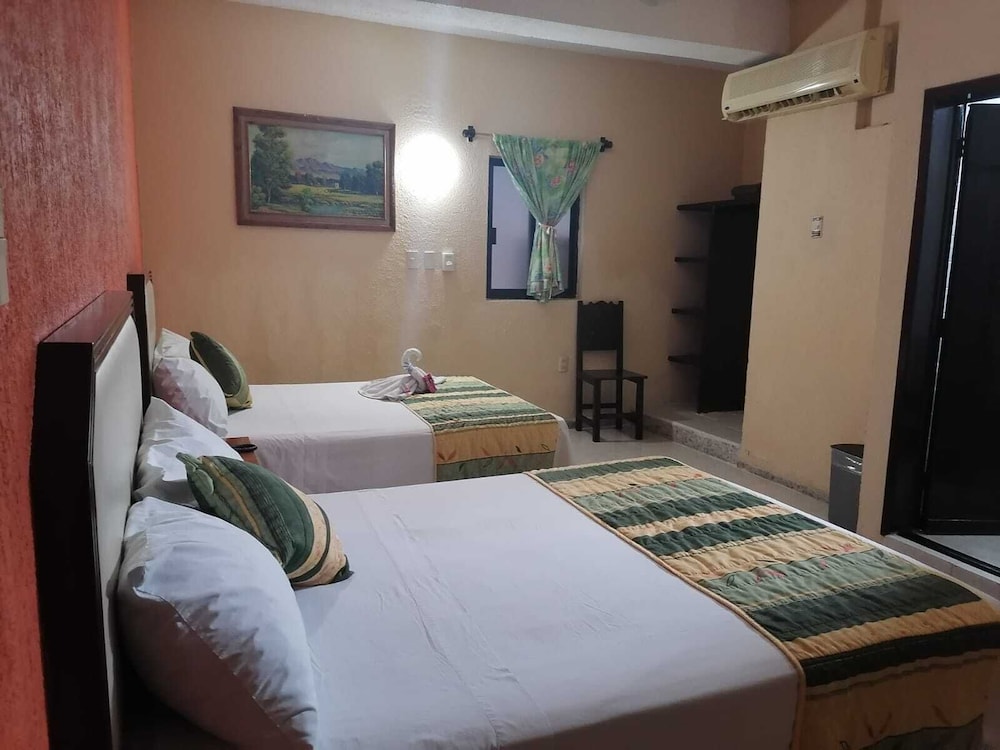 OYO Hotel Merida 19/48