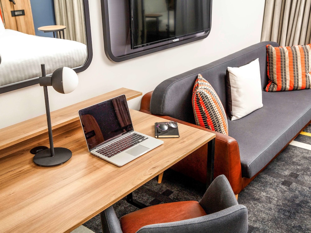 Ibis Styles London Gloucester Road 64/71