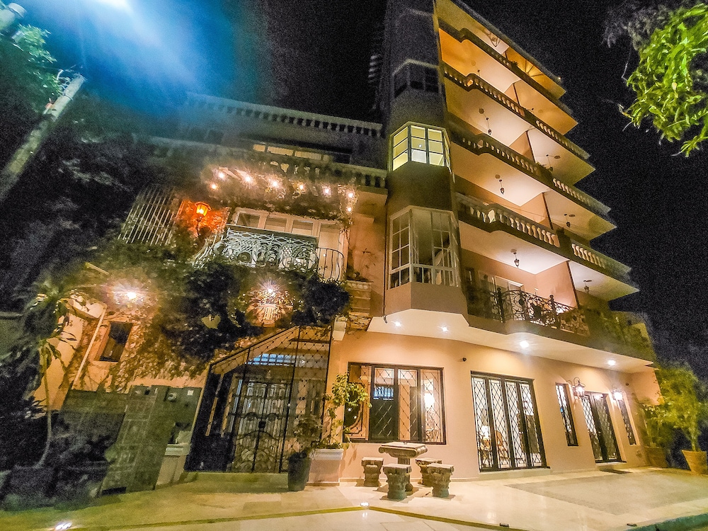 Rivera del Rio Boutique Hotel 4/81