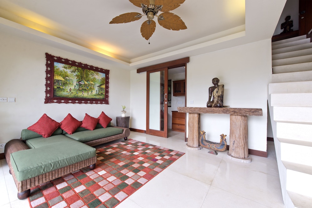 1 Bedroom Duplex Pool Villa