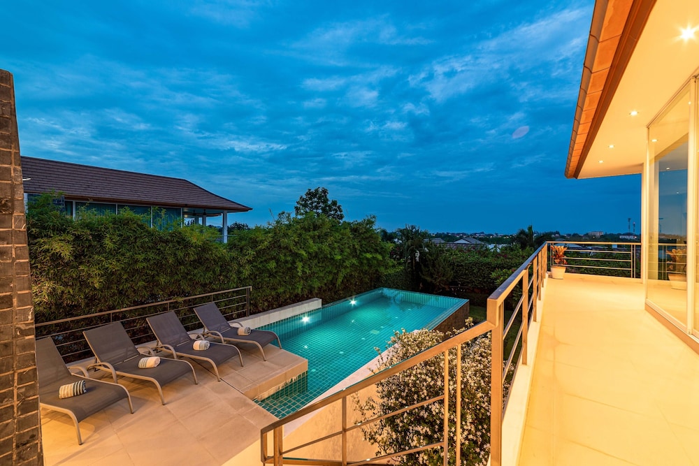 Phu Montra Villa With Ocean View A4 44/50