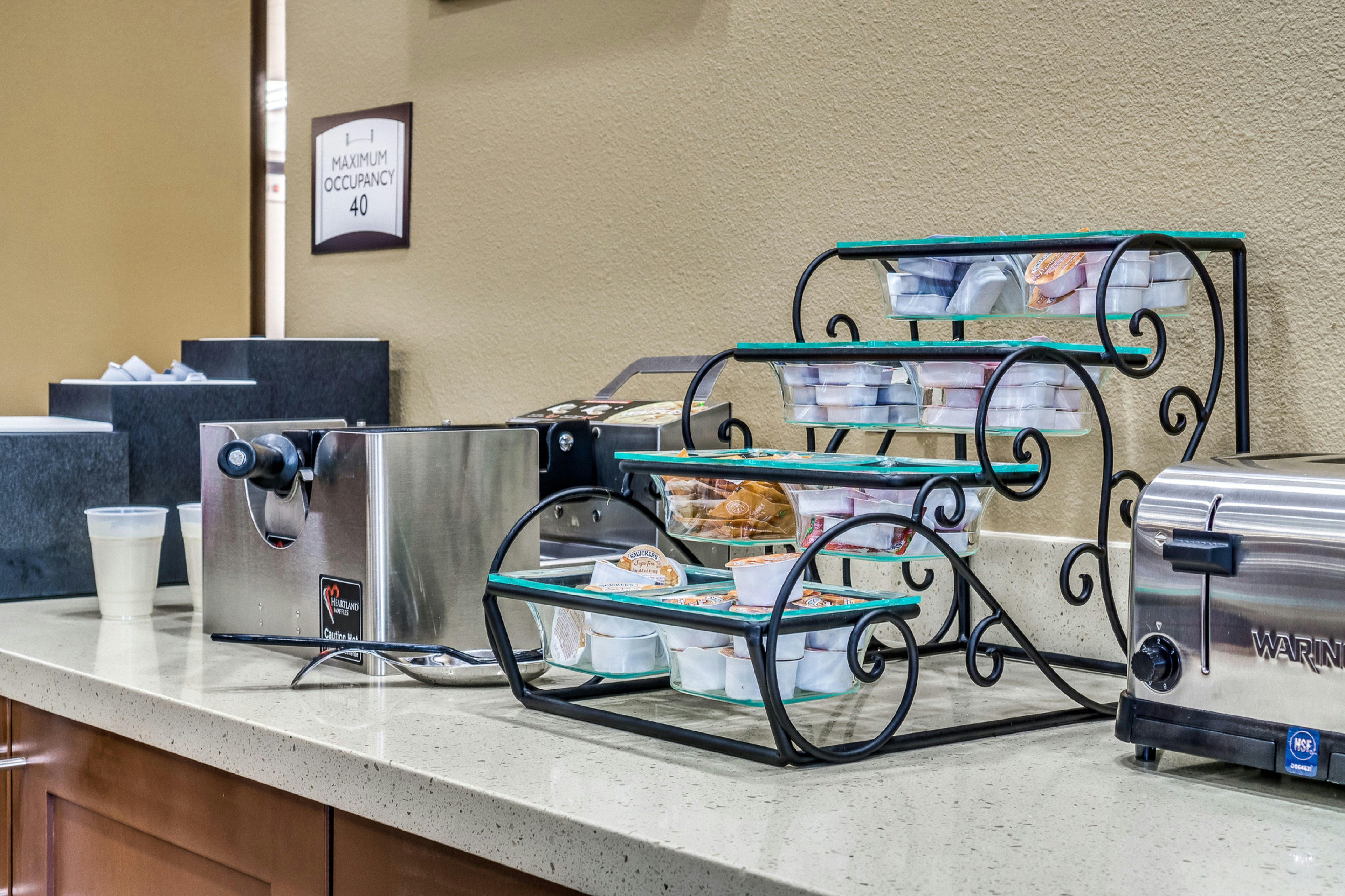STAYBRIDGE SUITES LUBBOCK SOUTH 19/61