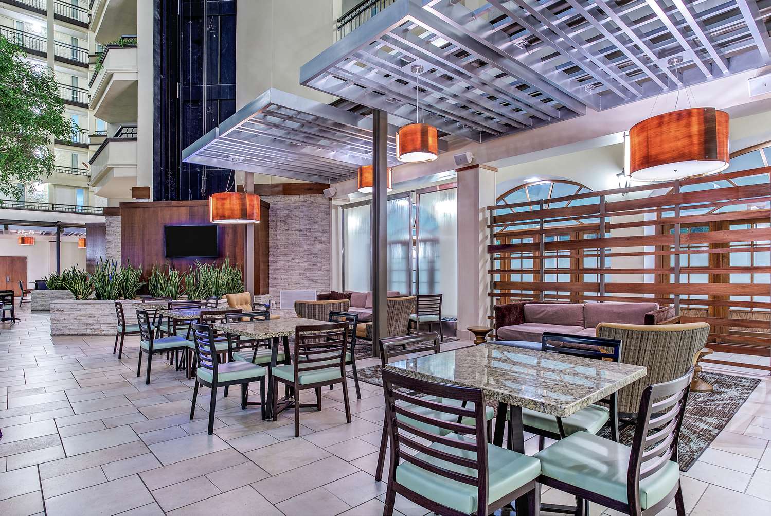 restaurant cafeteria