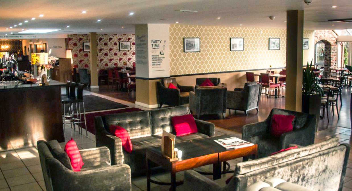 The Bridge Hotel 21/26