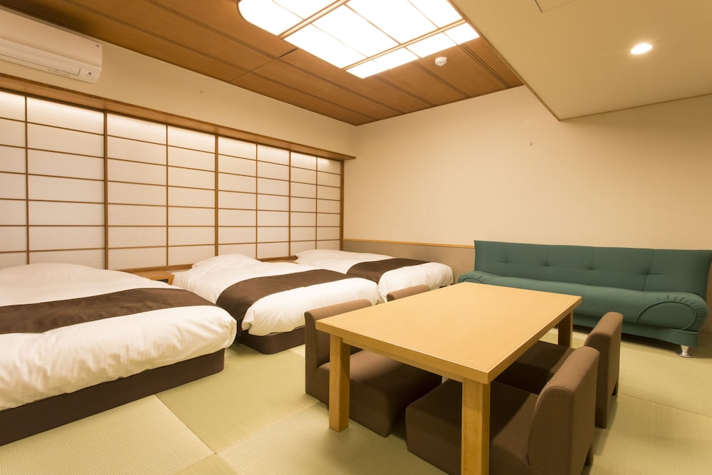 Osaka River-Side Hotel 44/62