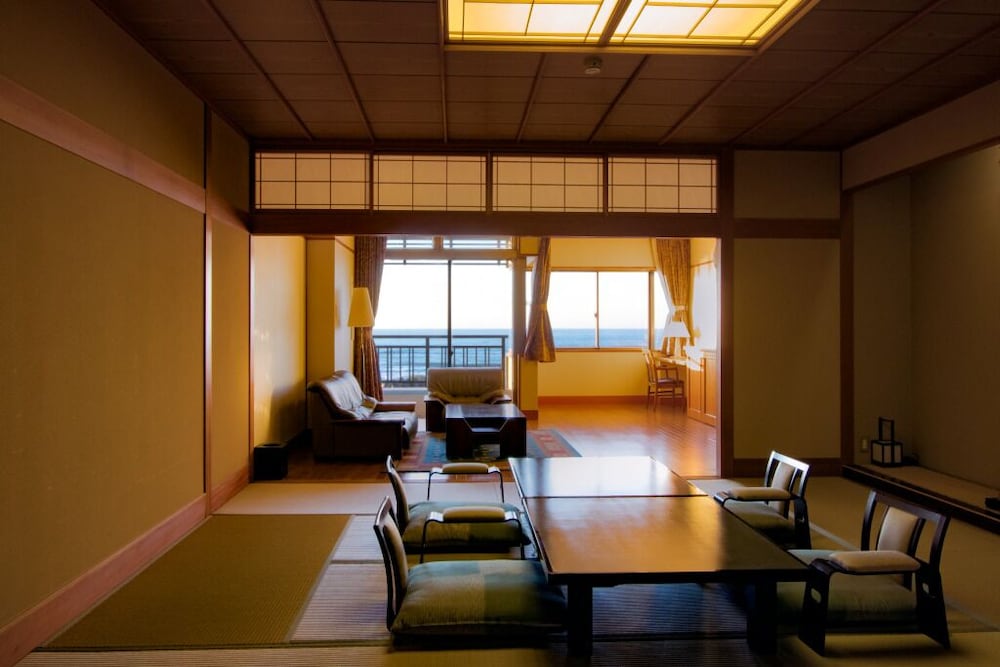 TAKEYA HOTEL 14/19