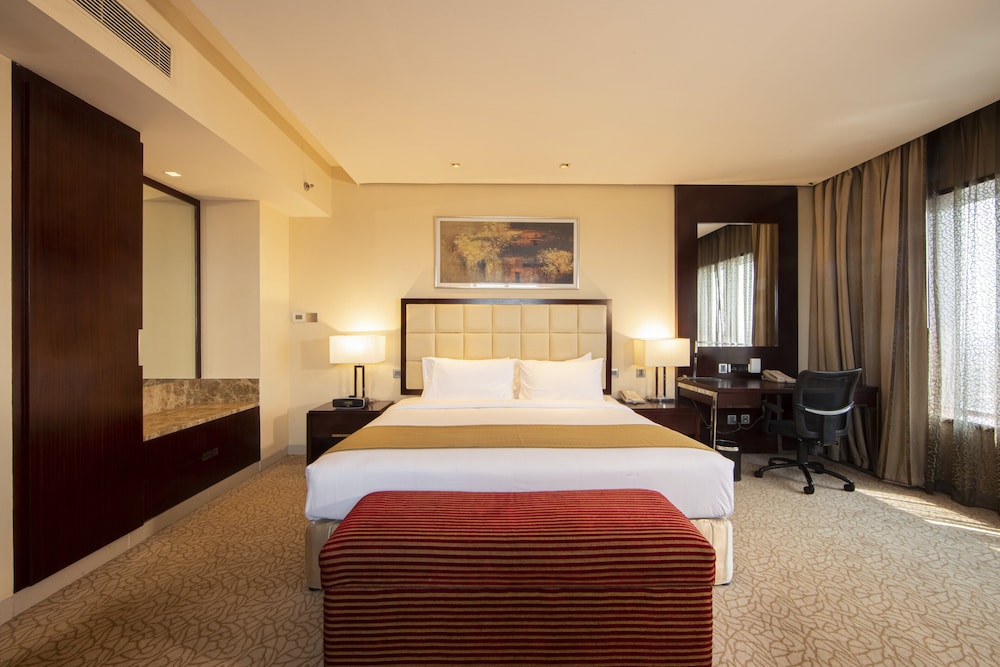 Holiday Inn Cochin 17/76