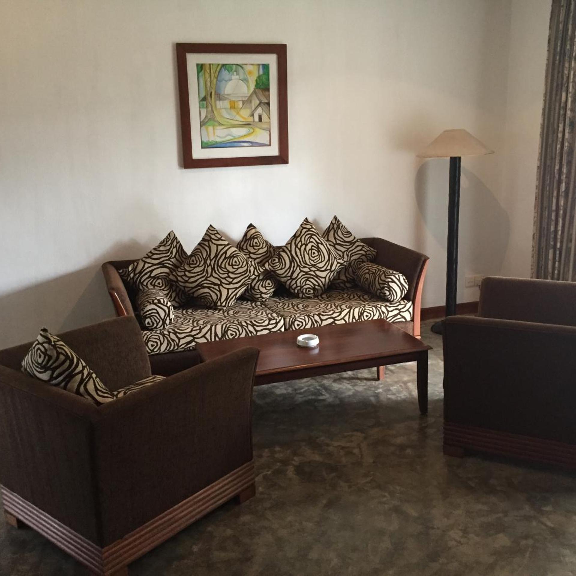 The Oasis Hotel 31/43