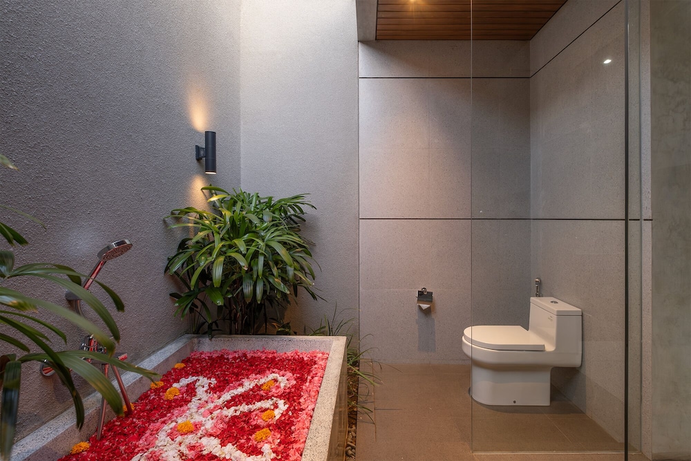 TAMAN DHARMAWANGSA SUITES 32/50